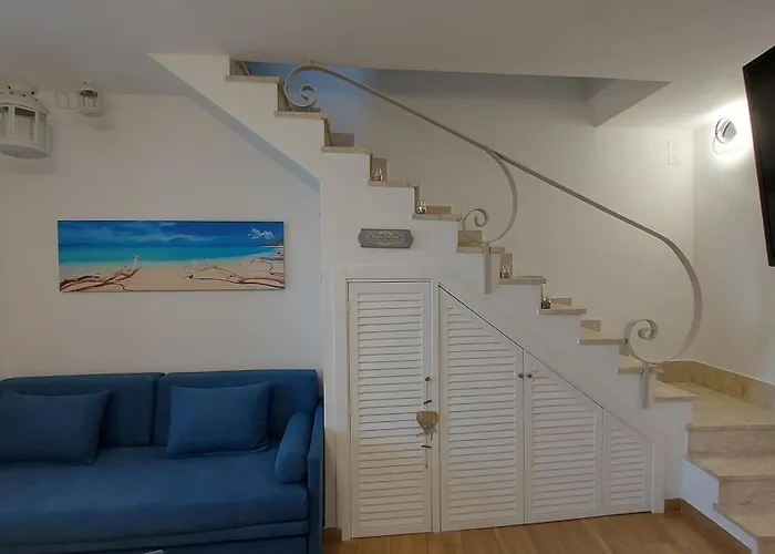 Marina House 체팔루